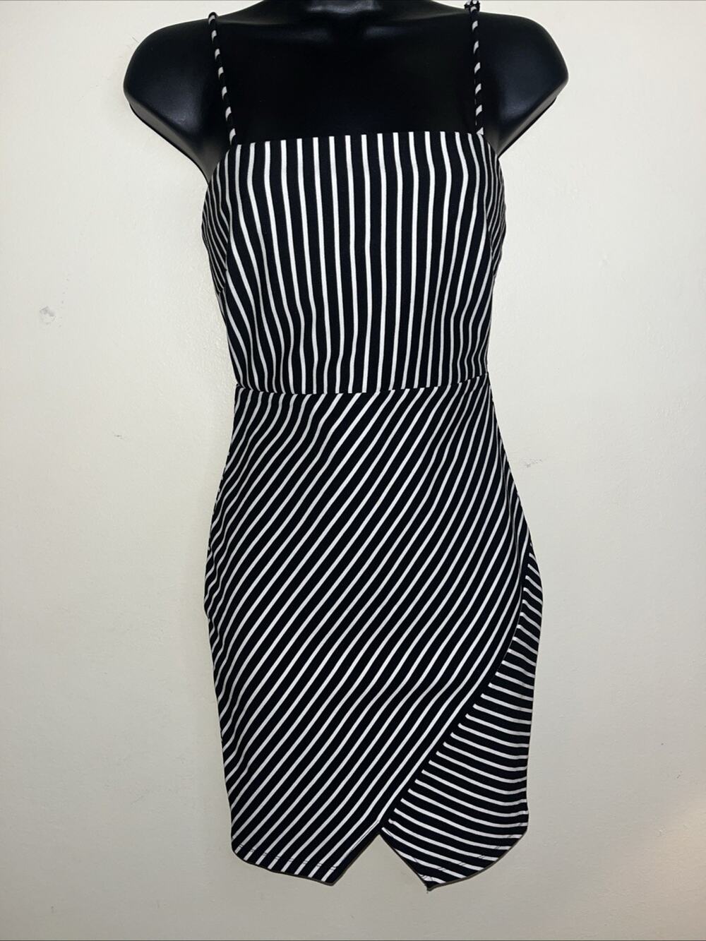 LUCUS Dress XS Black/White Stripped With Spaghetti Strp Zip Closure